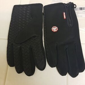 Winds Glove with index finger touch